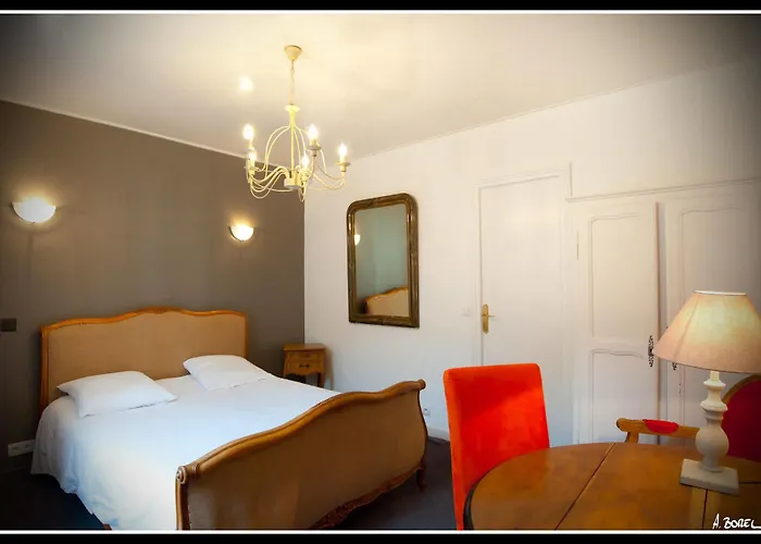 Le Prieure Hotel 3*